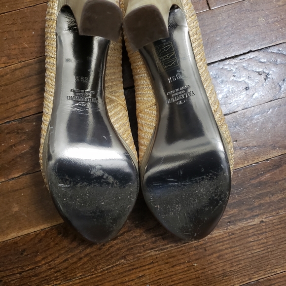 Valentino Peep-toe Pumps - Picture 5 of 7